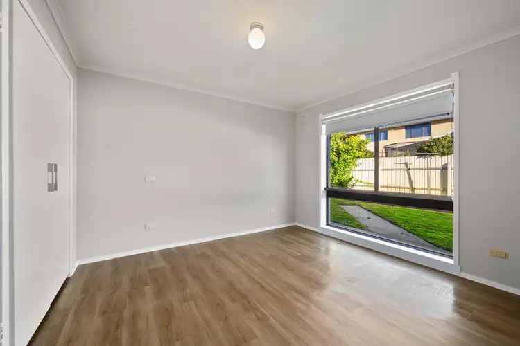 Sixth view of Homely house listing, 4 Diosma Court, Wodonga VIC 3690