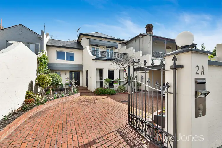 2a Trafalgar Road, Camberwell VIC 3124