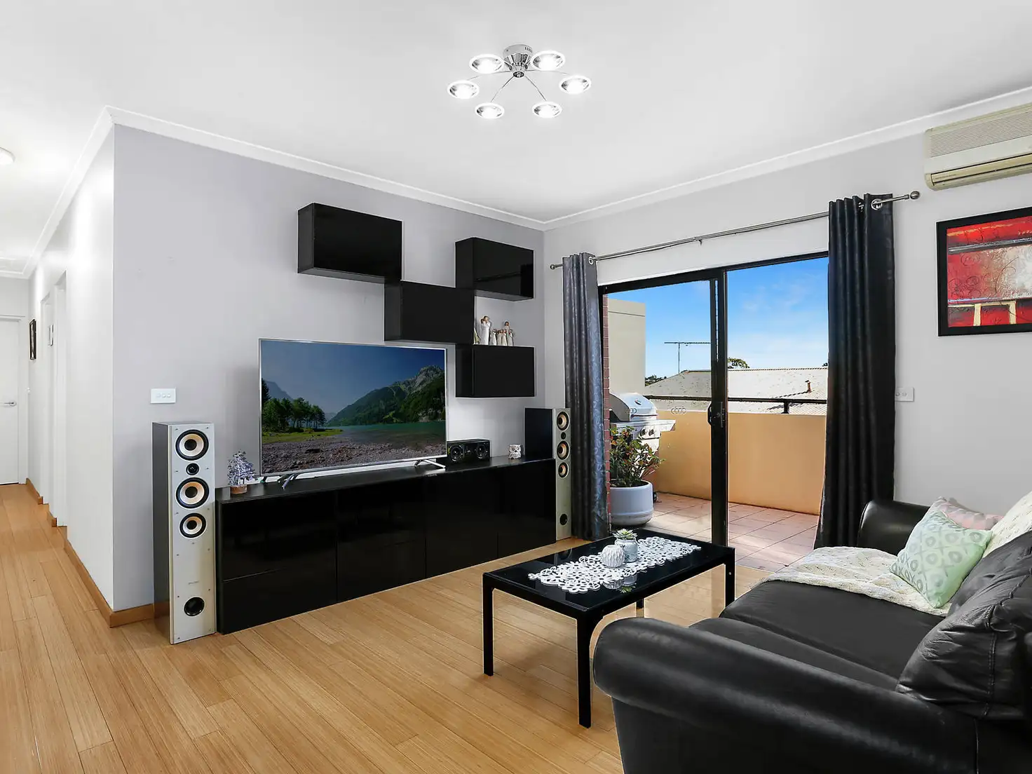 Main view of Homely unit listing, 23/68 Davies Road, Padstow NSW 2211