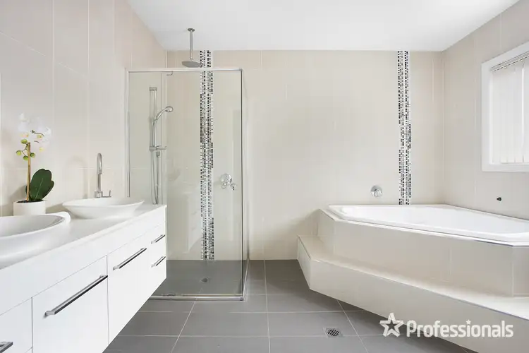 Seventh view of Homely house listing, 2 Busby Close, Barden Ridge NSW 2234