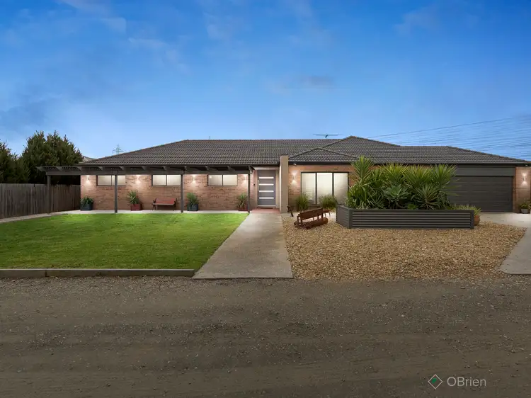 8 Alfred Close, Narre Warren North VIC 3804