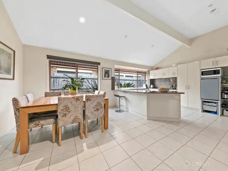 Sixth view of Homely house listing, 8 Berkshire Place, Narre Warren South VIC 3805