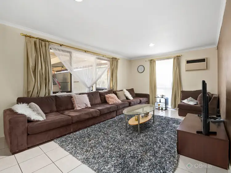 Second view of Homely house listing, 14 Heatherlea Crescent, Narre Warren VIC 3805