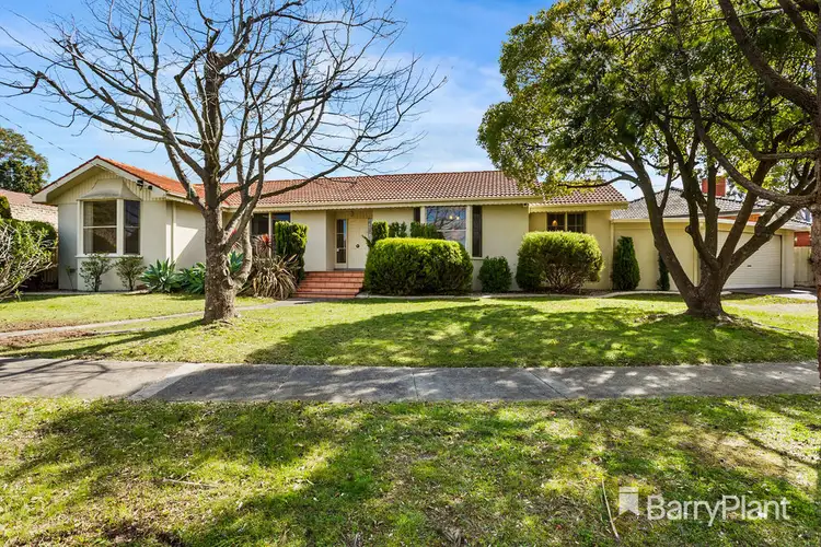 5 Brentwood Drive, Glen Waverley VIC 3150