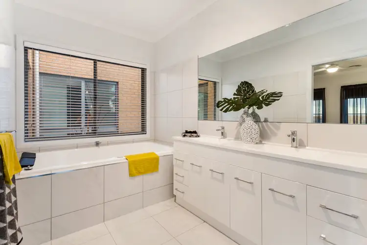 Fourth view of Homely house listing, 14 Poorinda Crescent, Kangaroo Flat VIC 3555