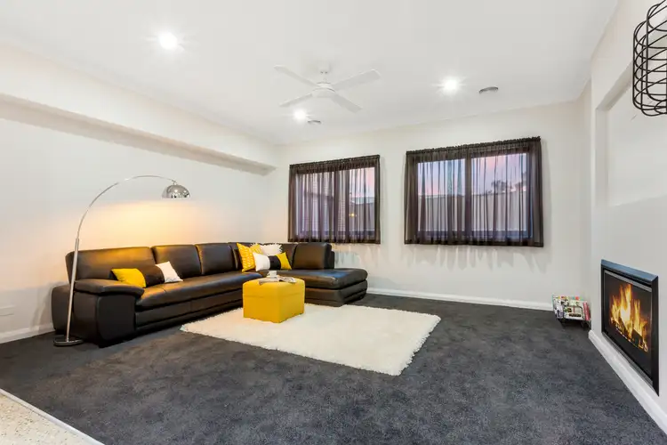 Fifth view of Homely house listing, 14 Poorinda Crescent, Kangaroo Flat VIC 3555