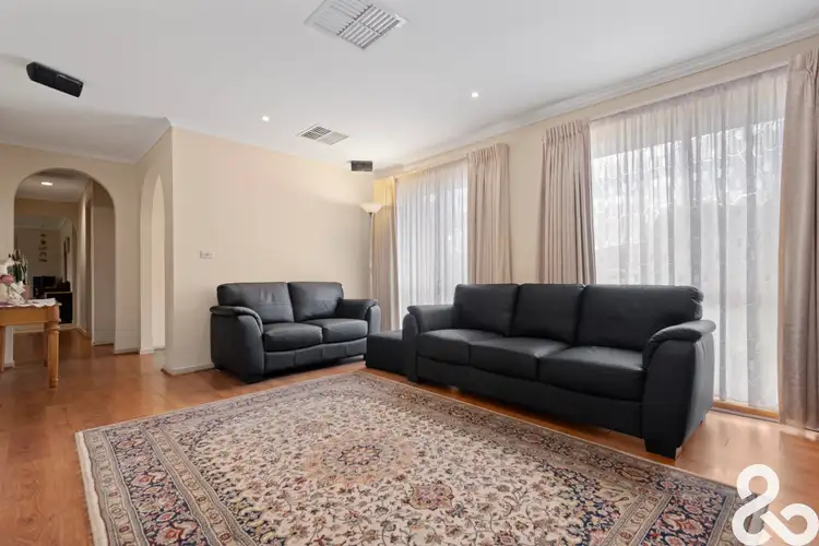 Fifth view of Homely house listing, 2 Barden Place, Thomastown VIC 3074