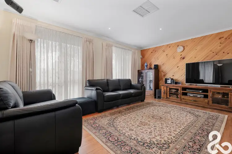 Sixth view of Homely house listing, 2 Barden Place, Thomastown VIC 3074