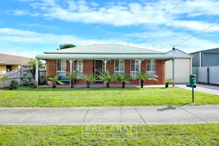 5 Lawrence Street, Sebastopol VIC 3356