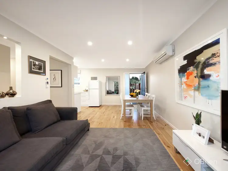 Second view of Homely unit listing, 2/2 Nina Court, Bentleigh East VIC 3165