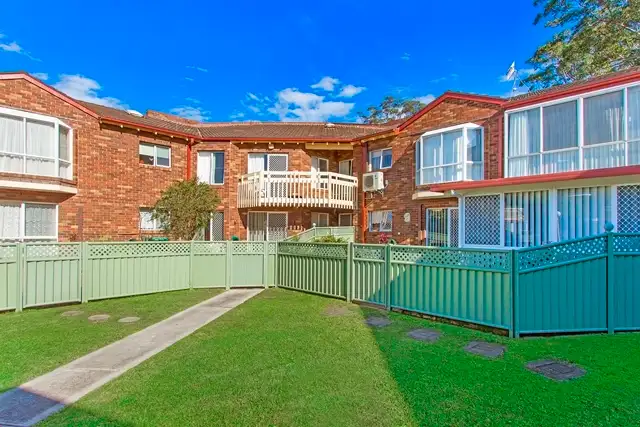 Main view of Homely unit listing, 55/15 Lorraine Avenue, Berkeley Vale NSW 2261