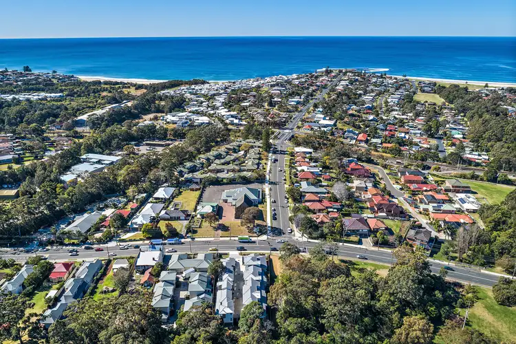 Main view of Homely townhouse listing, 5/208-210 Princes Highway, Bulli NSW 2516