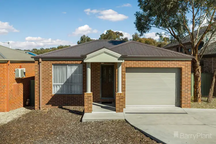 Main view of Homely townhouse listing, 2/39 Specimen Hill Road, Golden Square VIC 3555