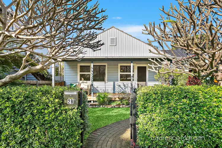 28 Moore Street, Austinmer NSW 2515
