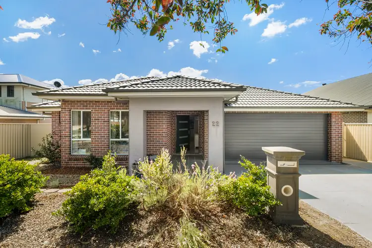 22 Grasstree Avenue, Woongarrah NSW 2259