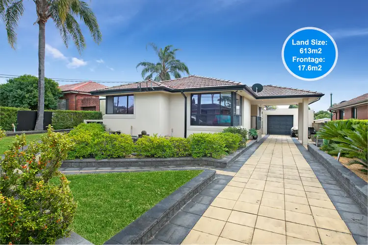 15 Lockwood Ave, Greenacre NSW 2190