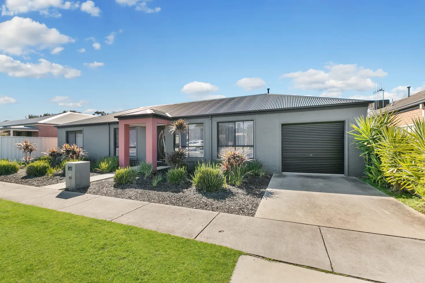 Main view of Homely house listing, 14 Manna Gum Drive, Epsom VIC 3551