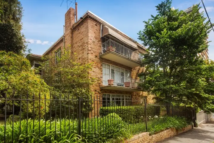 16/209 Domain Road, South Yarra VIC 3141