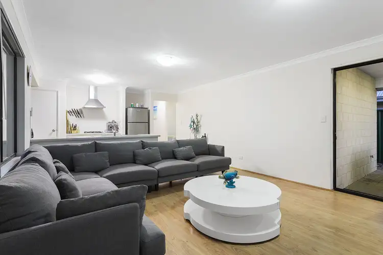 Fifth view of Homely house listing, 2/35 Myles Road, Swan View WA 6056