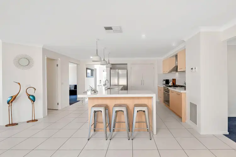 Fifth view of Homely house listing, 29 Papillon Parade, Tarneit VIC 3029