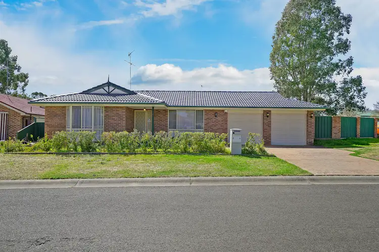 4 Churchill Court, Narellan Vale NSW 2567