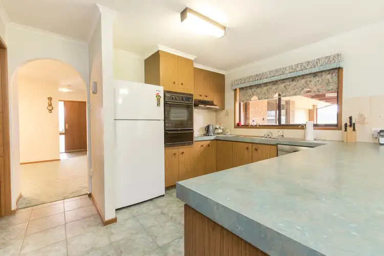 Third view of Homely house listing, 2 Lever Court, Mildura VIC 3500