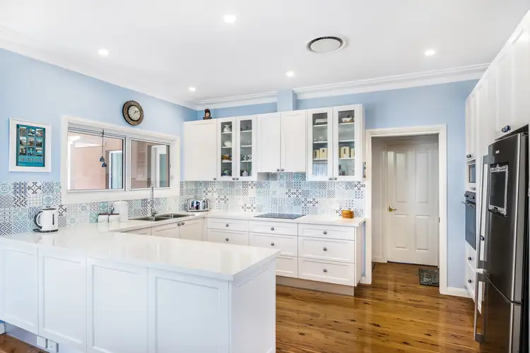 64 Laurina Avenue, Yarrawarrah NSW 2233