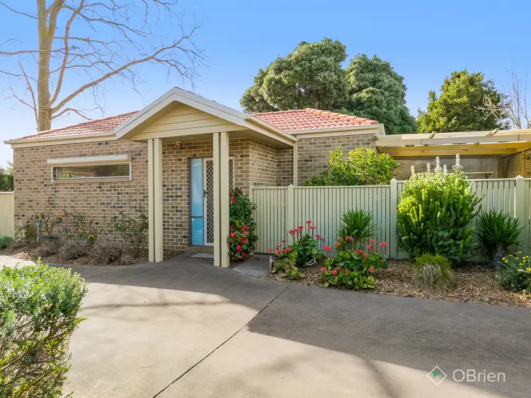 Main view of Homely unit listing, 2/8 Reservoir Road, Frankston VIC 3199