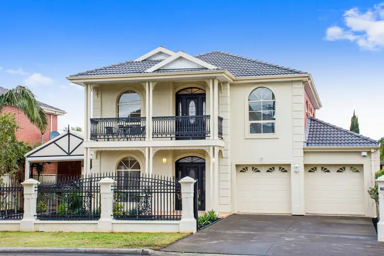 15 Peter Avenue, Campbelltown SA 5074