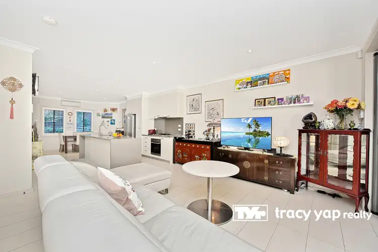 10/6 Shinfield Avenue, St Ives NSW 2075