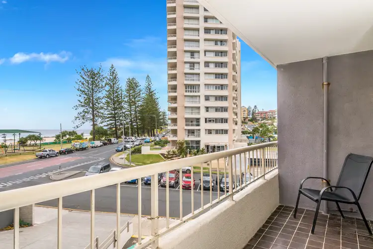 Main view of Homely unit listing, 4/3-5 Ward Street, Rainbow Bay QLD 4225