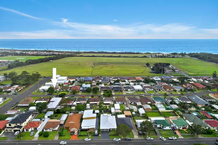 37 Donald Street, Fairy Meadow NSW 2519