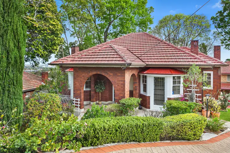9 Sixth Avenue, Denistone NSW 2114