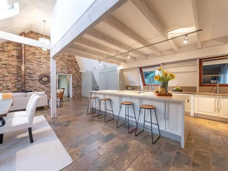 102 Currey Road, Wongawallan QLD 4210