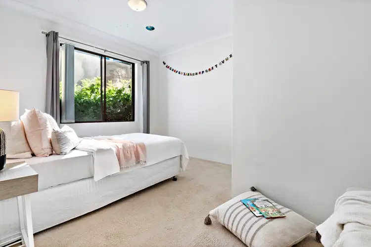 Third view of Homely apartment listing, 2/26-28 Rowe Street, Freshwater NSW 2096