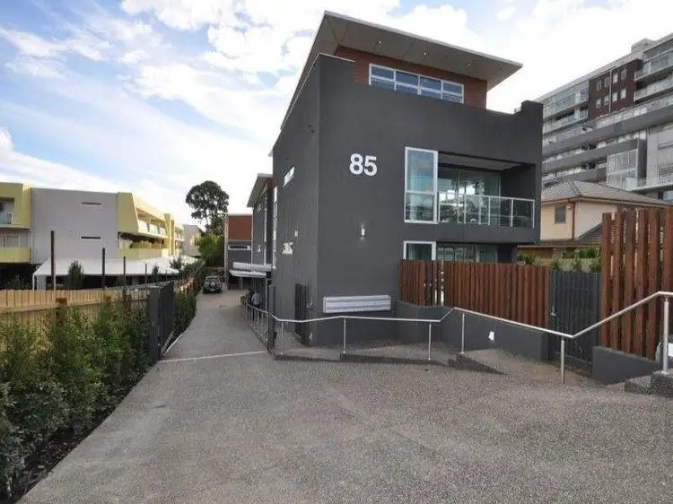 8/85 Tram Road