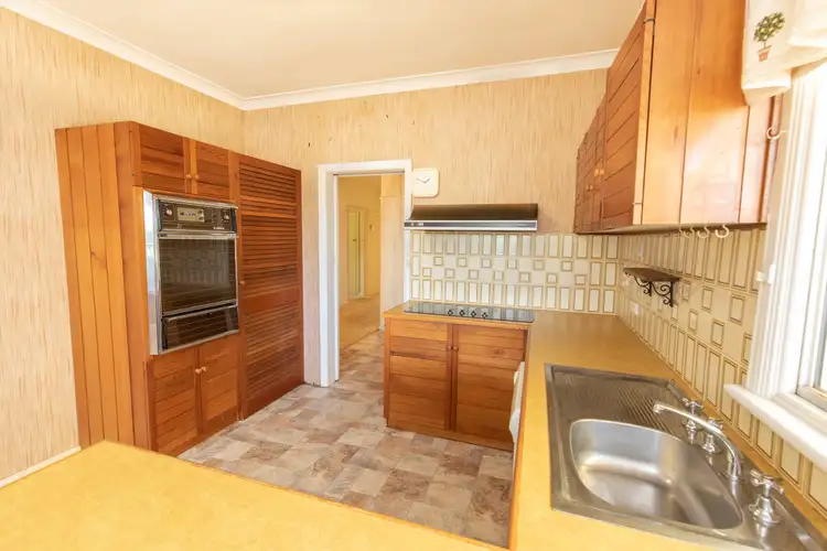 Third view of Homely house listing, 5 Rowe Parade, Red Cliffs VIC 3496