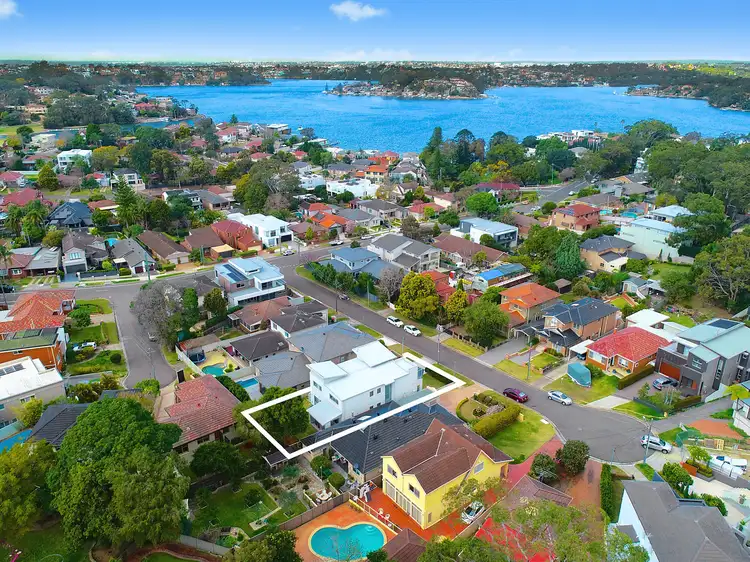 Second view of Homely house listing, 7 Riversdale Avenue, Connells Point NSW 2221