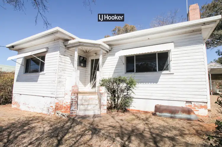 44 May Street, Inverell NSW 2360