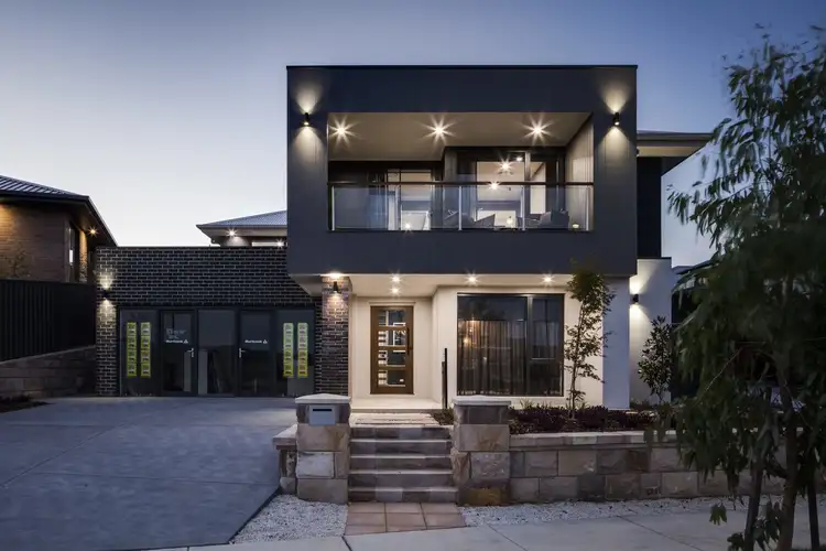 4 Leon Street, Googong NSW 2620