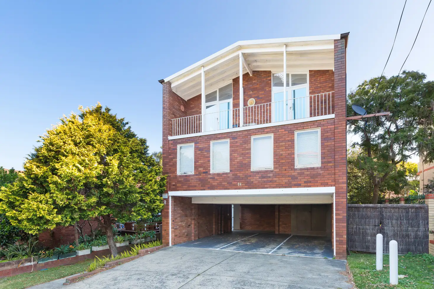 Main view of Homely unit listing, 1/8 Searl Road, Cronulla NSW 2230