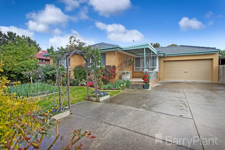 31 Vaucluse Avenue, Gladstone Park VIC 3043