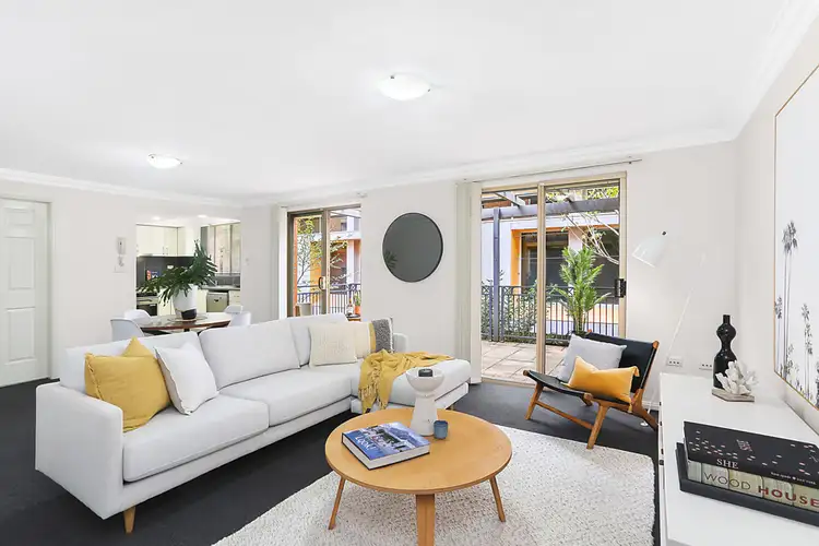 Third view of Homely apartment listing, 2/44 Loftus Street, Wollongong NSW 2500