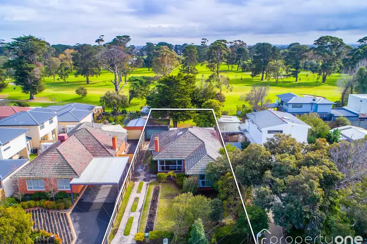 95 Lochiel Avenue, Edithvale VIC 3196
