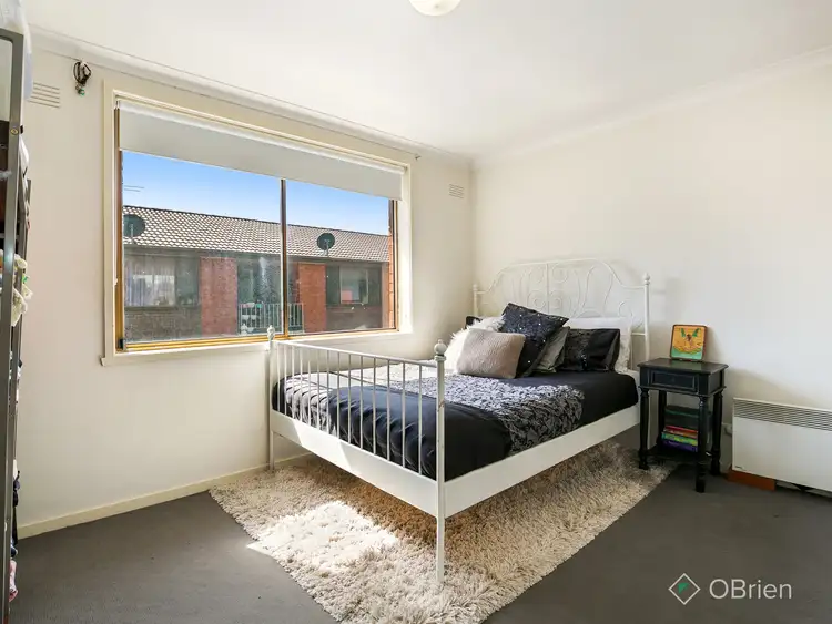 Fifth view of Homely apartment listing, 3/388-390 Nepean Highway, Frankston VIC 3199