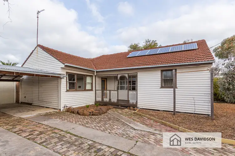 11 Kalimna Avenue, Horsham VIC 3400
