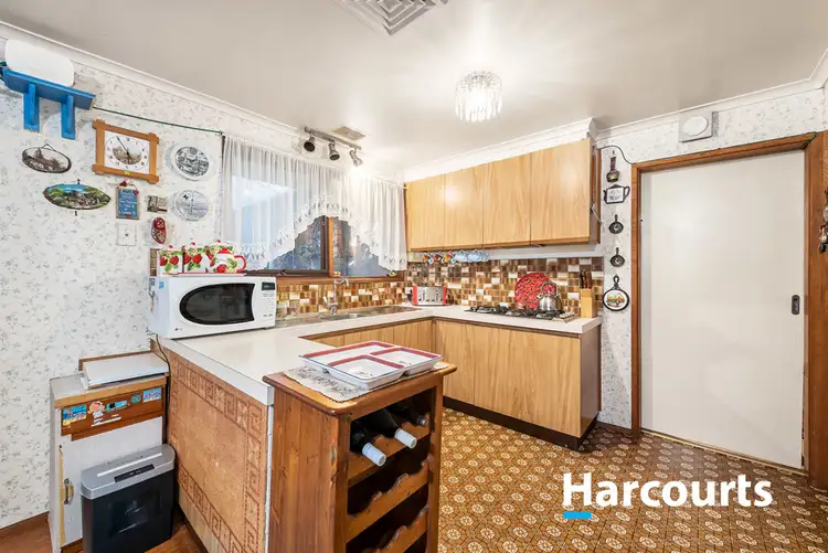 Sixth view of Homely house listing, 5 Dobell Court, Scoresby VIC 3179
