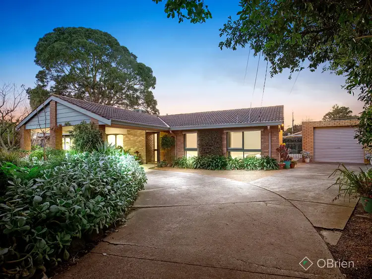 Second view of Homely house listing, 10 Horne Court, Langwarrin VIC 3910