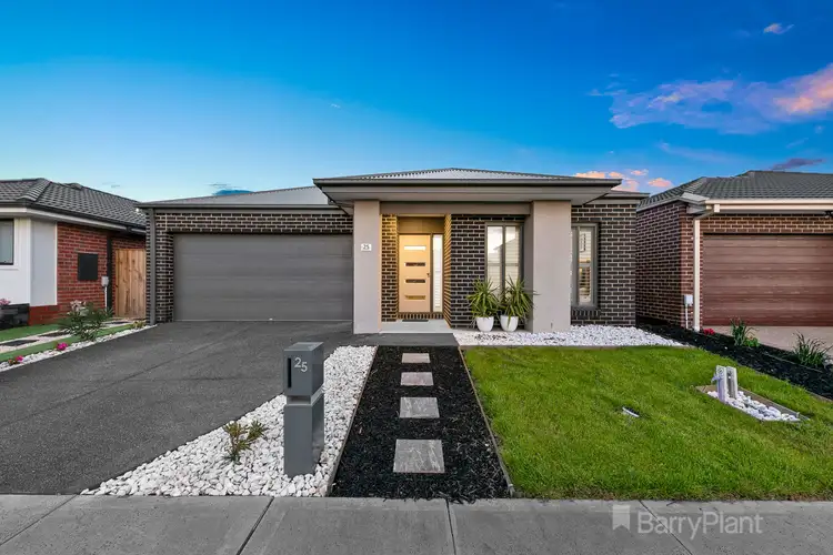 25 Melville Road, Officer VIC 3809