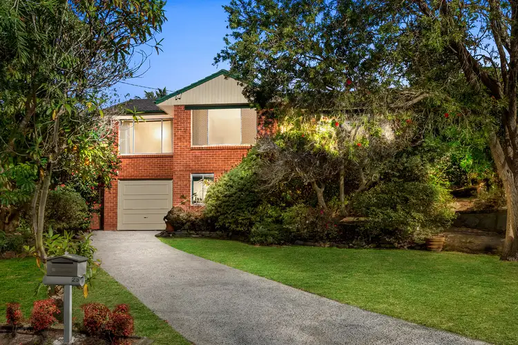 25 Calca Crescent, Forestville NSW 2087